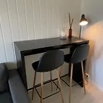 Close To The City, Ocean And Mountains -tromso 아파트 *